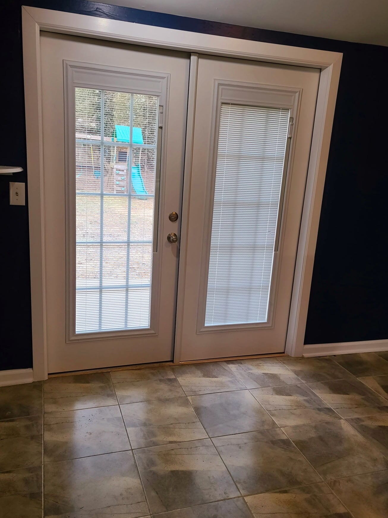 Building Photo - 133 N Country Rd