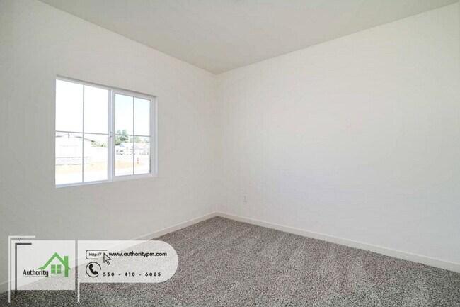 Building Photo - 3012 Legend Ln