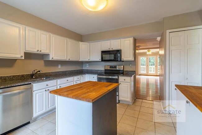 Building Photo - 51 Blondell Ct