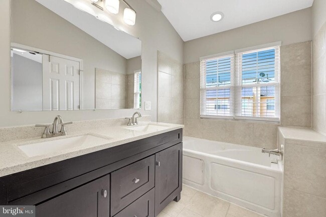 Building Photo - 2480 Wheat Meadow Cir