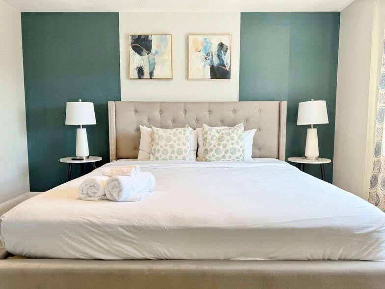 Building Photo - 215 Piedmont Ave NE