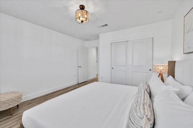 Building Photo - 83796 Moreno St