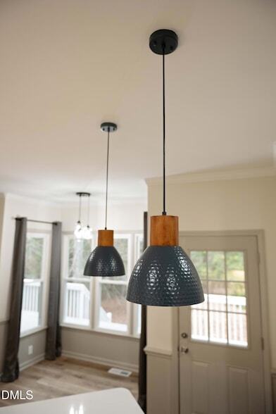 Building Photo - 6001 Brown Swiss Way