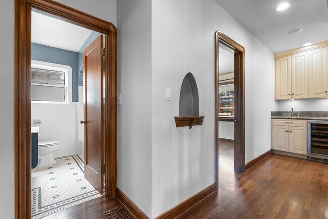 Building Photo - Stunning Air Conditioned 1931 Tudor in Coveted Admiral w/ Views