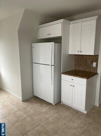 Building Photo - 2174 Edwin Ave