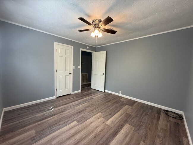 Building Photo - 3 Bedroom 1 Bathroom Home in Greene County...