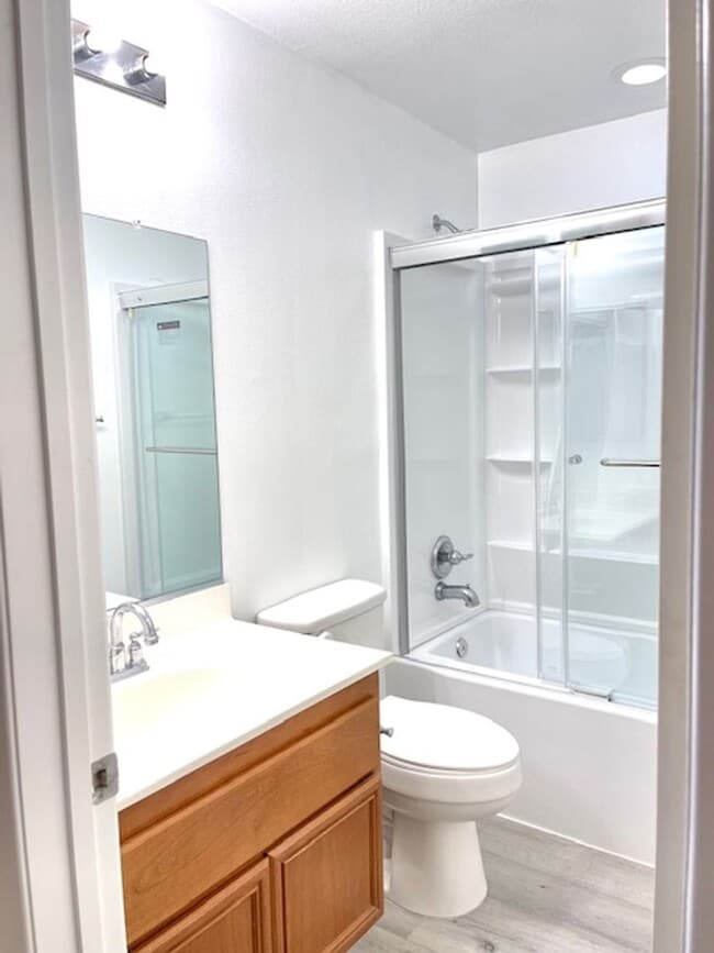 Building Photo - Three Story Four Bedroom 2.5 Bathroom Condo for lease $3,095