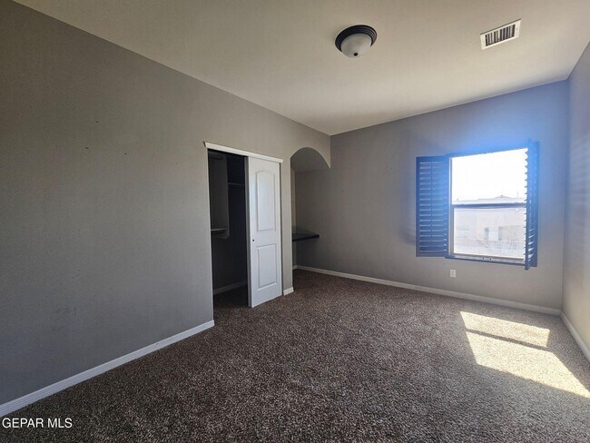 Building Photo - 13470 Selby St