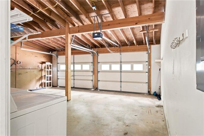 Building Photo - 3349 Chestatee Rd