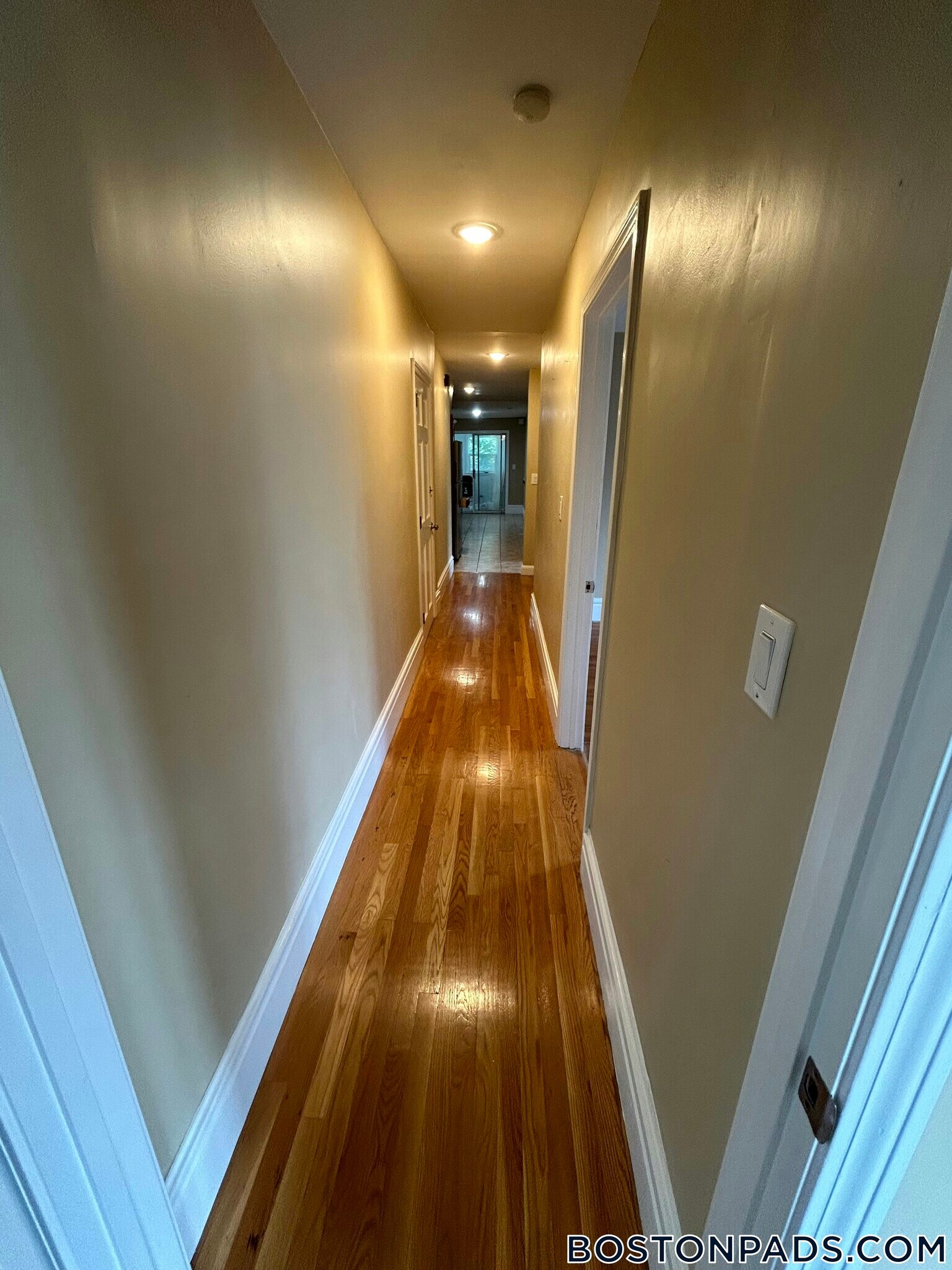 Building Photo - 91 Glen St