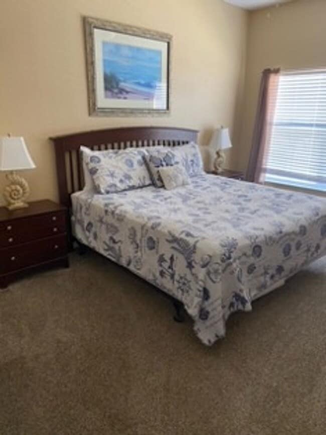 Building Photo - 4000 Santa Maria Dr