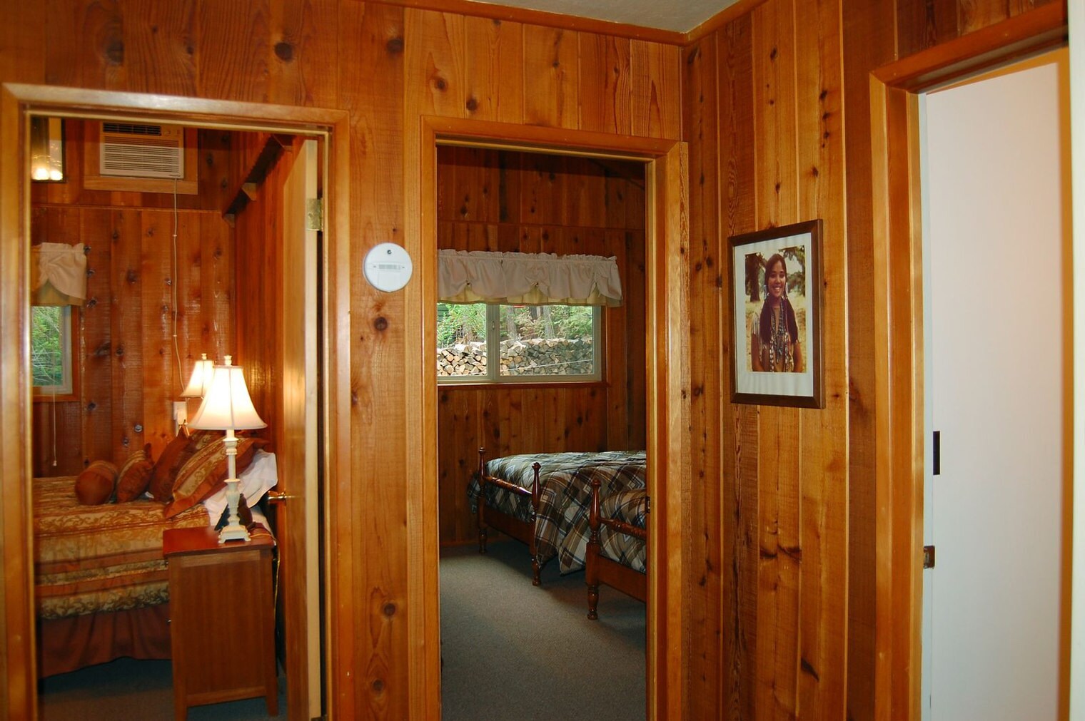 Building Photo - 8005 Cedar Cir