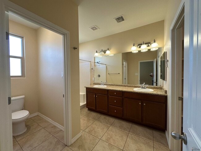 Building Photo - 6558 E 35th Rd