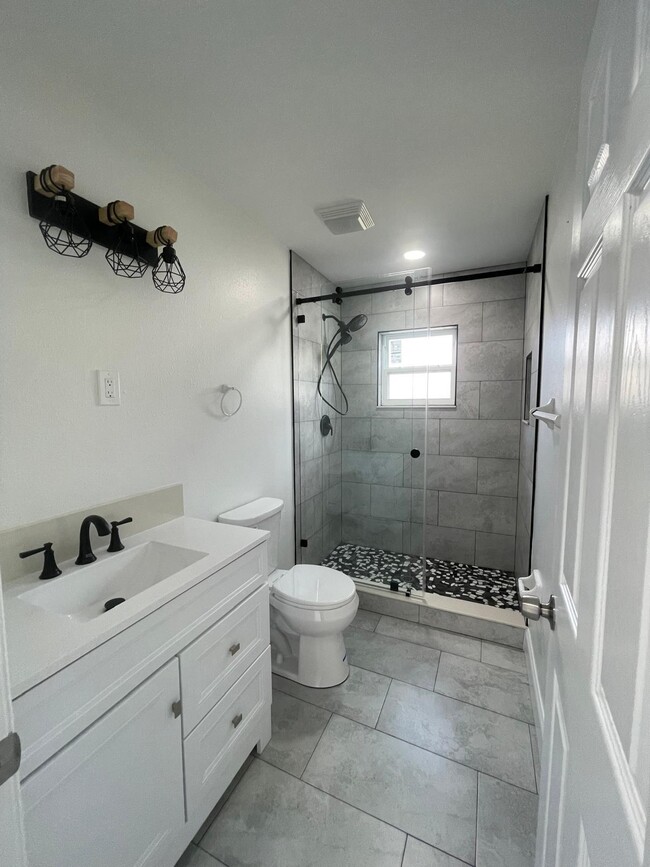 Building Photo - 3142 Shingle Creek Ct