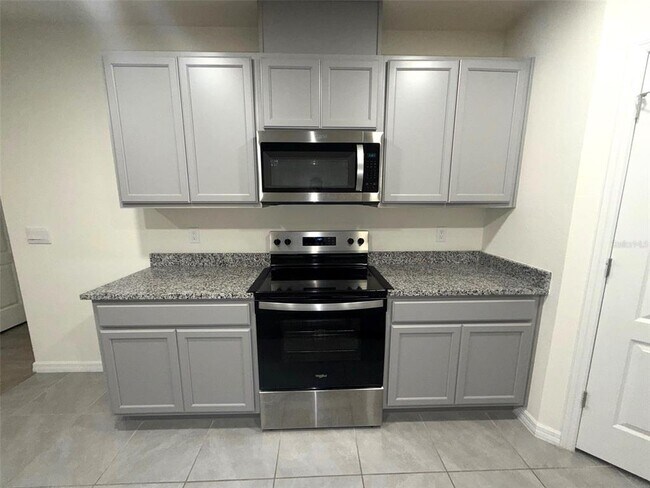 Building Photo - 1329 Derry Ave