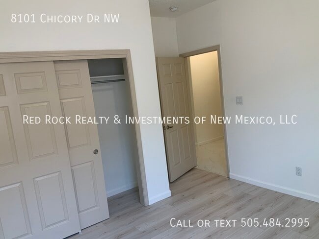 Building Photo - 8101 Chicory Dr NW
