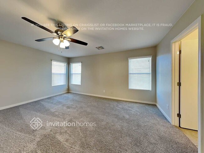 Building Photo - 11178 W Garfield St