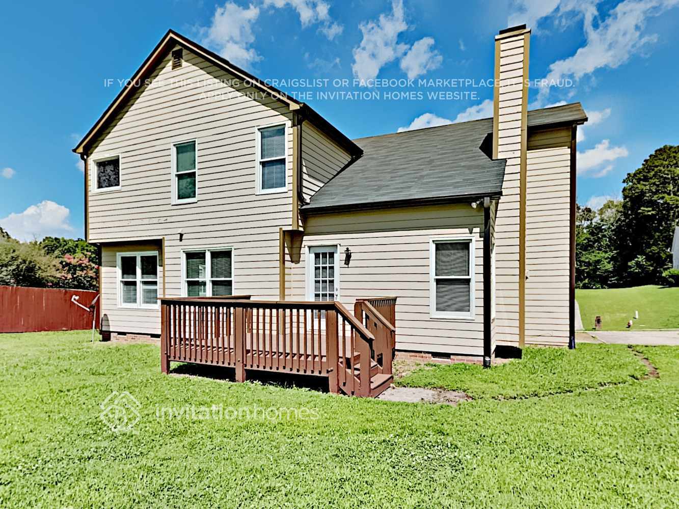 Building Photo - 1004 Shady Ln