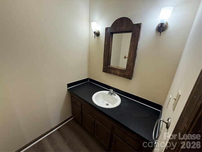 Building Photo - 810 10th St Blvd NW