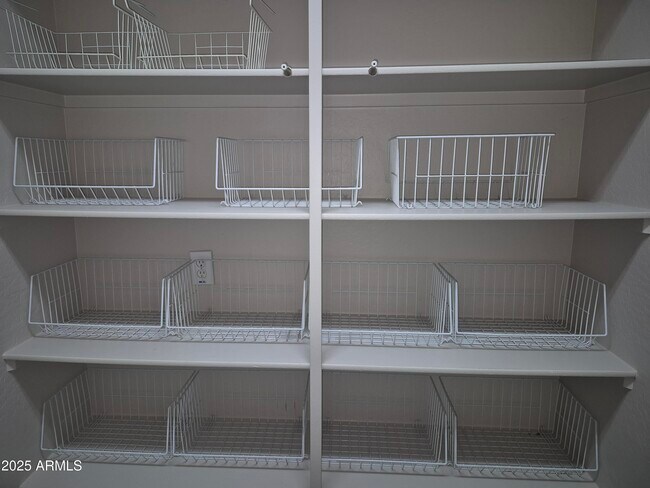 Building Photo - 3638 W Thalia Ct