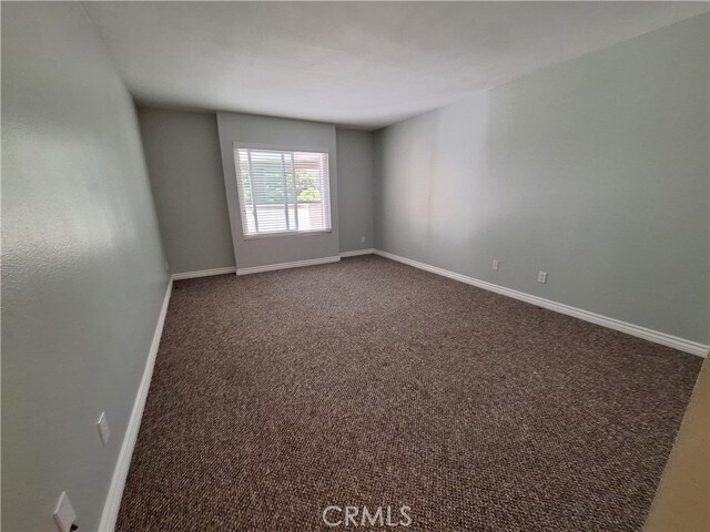 Building Photo - 3200 La Rotonda Dr