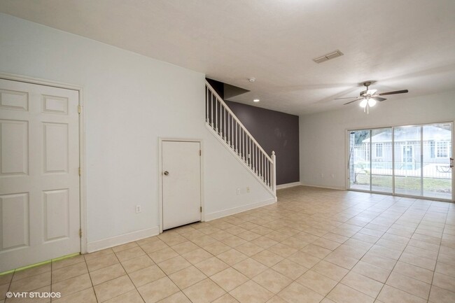 Building Photo - Hidden Gem in Garland Condominium Community