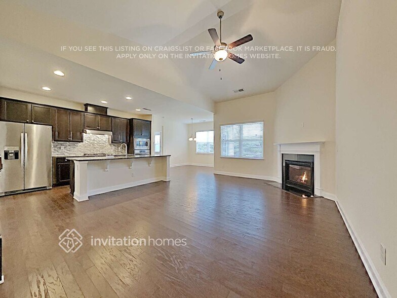 Building Photo - 7823 Pope Farm Rd