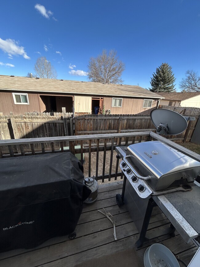 Building Photo - 678 Eagle Dr