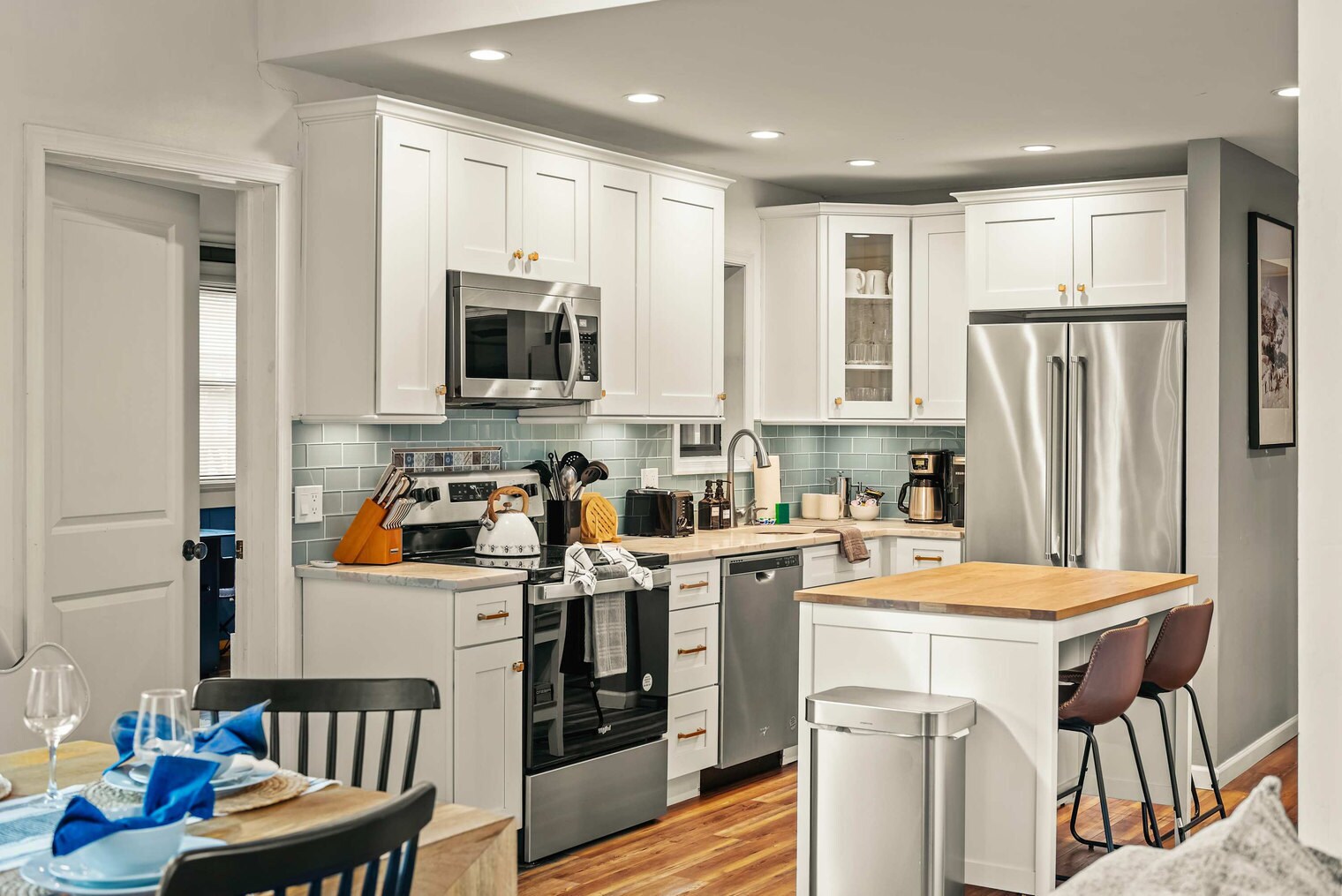 Building Photo - 8499 Bumble Bee Way