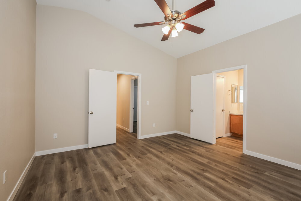 Building Photo - 4929 Whispering Spring Ave