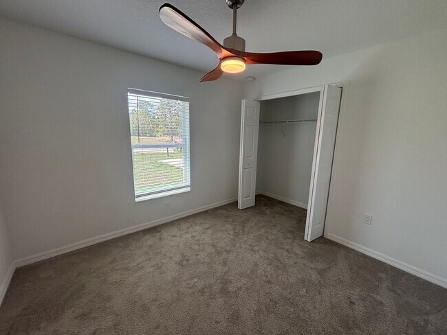 Building Photo - Great 4/2 in Citrus Springs