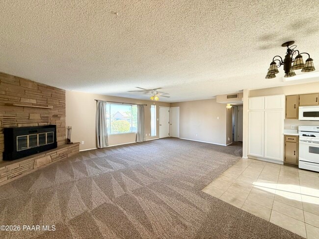 Building Photo - 8411 E Sommer Dr