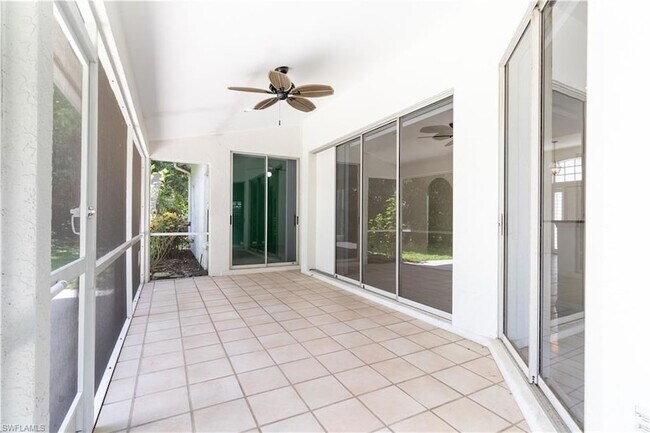 Building Photo - 687 Melville Ct