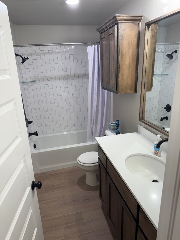 Building Photo - 6413 SE 84th St