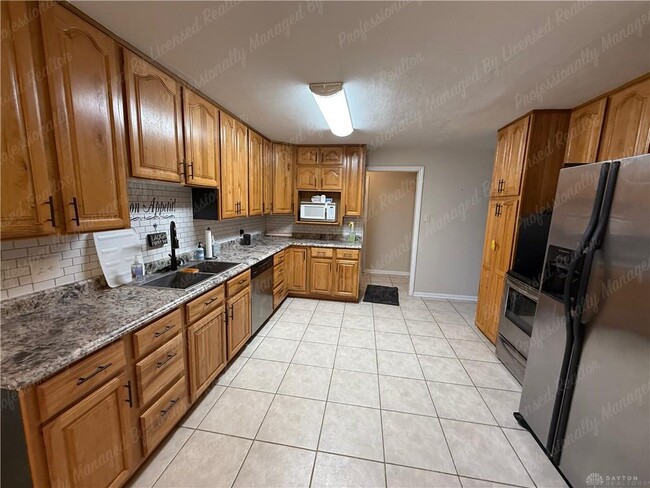 Building Photo - 217 Wolf Ave