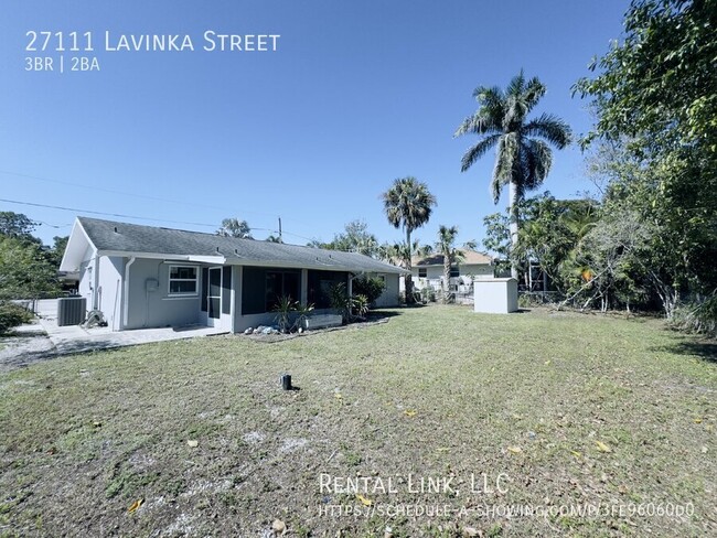 Building Photo - Newly updated home with a modern kitchen, ...