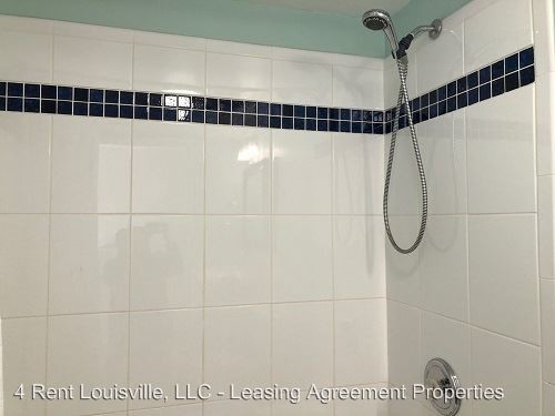 Building Photo - 2745 Grinstead Dr