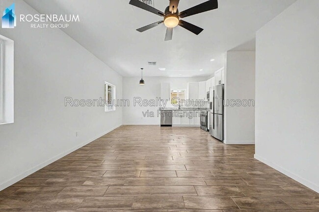 Building Photo - 2956 N Richey Blvd