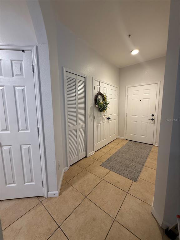 Building Photo - 6214 Stevenson Dr