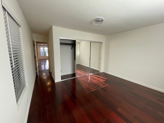 Building Photo - 1607 Phelan Ln