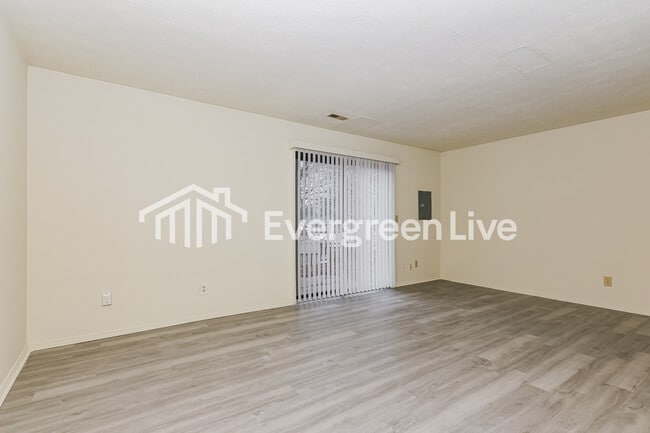 Building Photo - 6382 Nightwind Ct