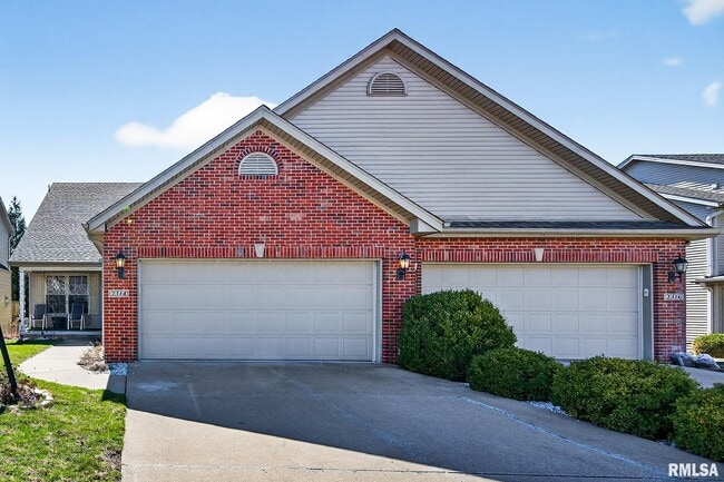 Building Photo - 2314 W Kenfield Ct