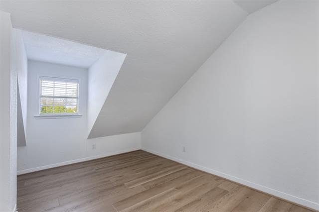 Building Photo - 12680 Hillcrest Rd