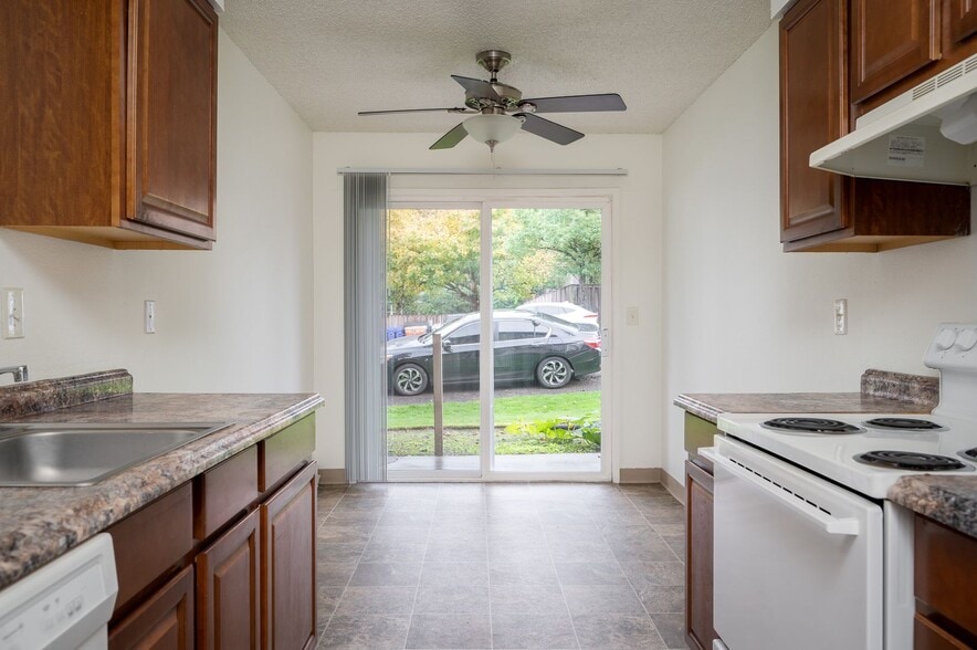 Interior Photo - #306 WOODSIDE VISTA