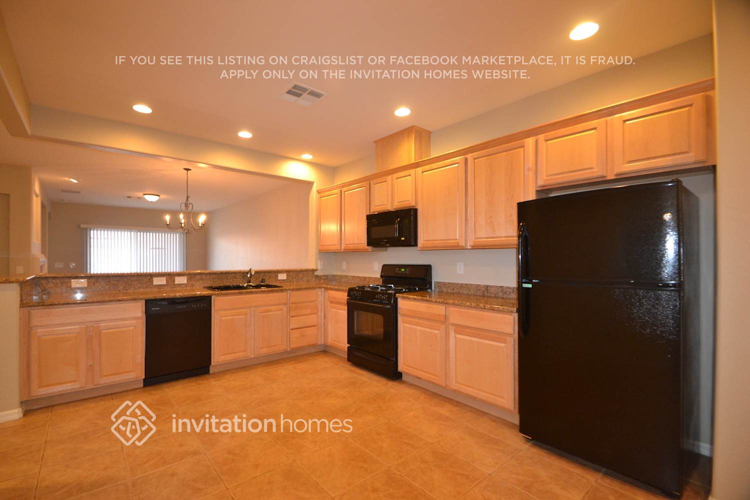 Building Photo - 7541 Key Royale Ct