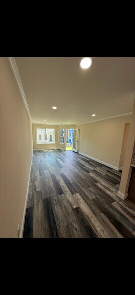 Primary Photo - 3764 20th St