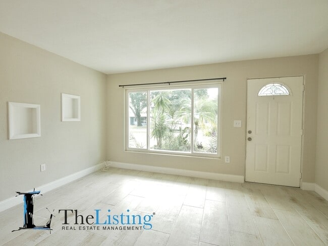 Building Photo - 83 Griggs Ave