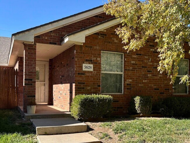 Building Photo - 3628 S Mirror St