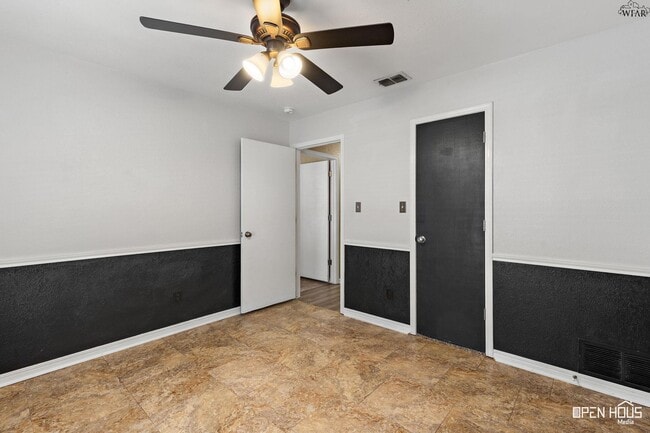 Building Photo - 4708 Stansbury Ln
