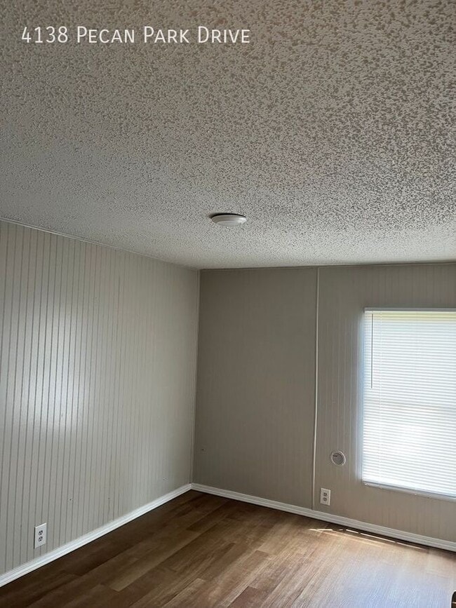 Building Photo - 4138 Pecan Park Dr